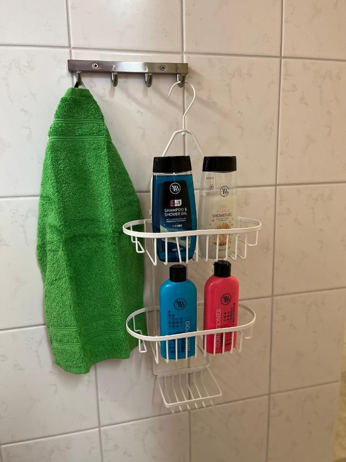Koulumaeki Hostel Karkola Buitenkant foto